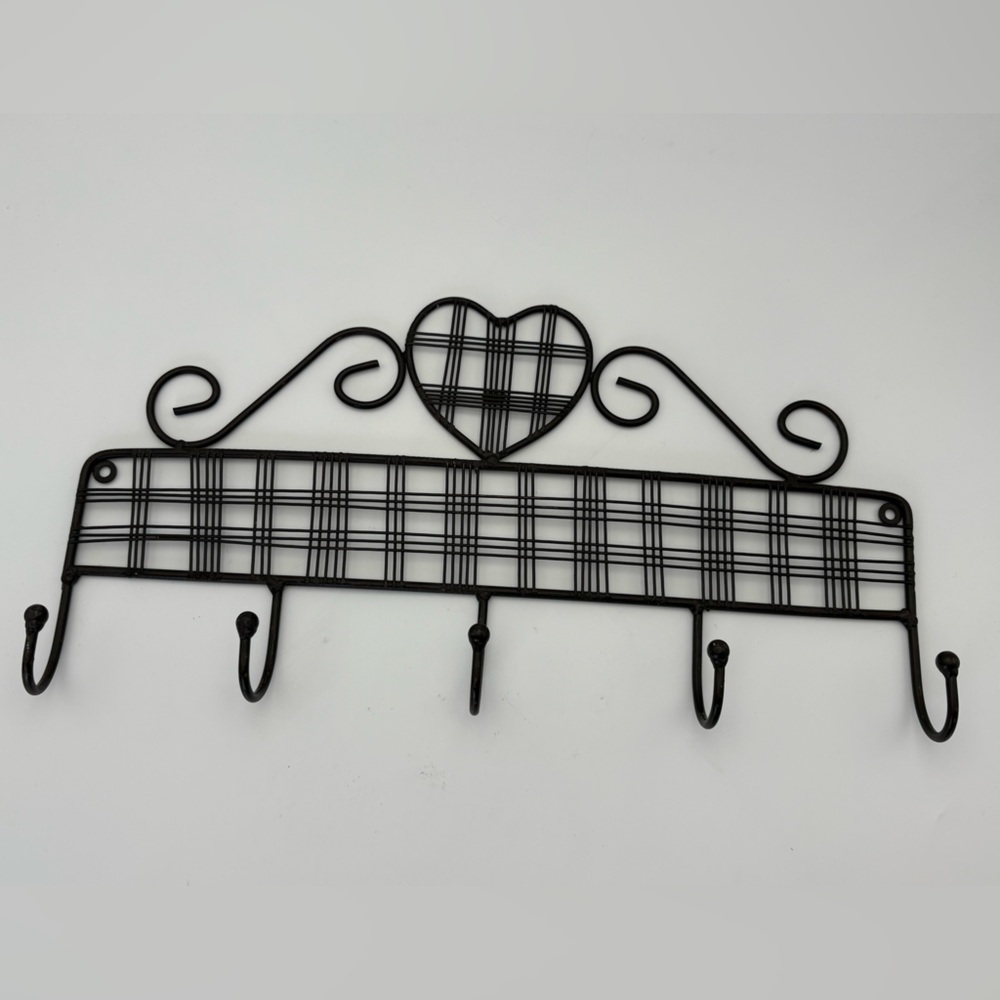 Heart Design Black Metal Wall Hook - Picture 2 of 9